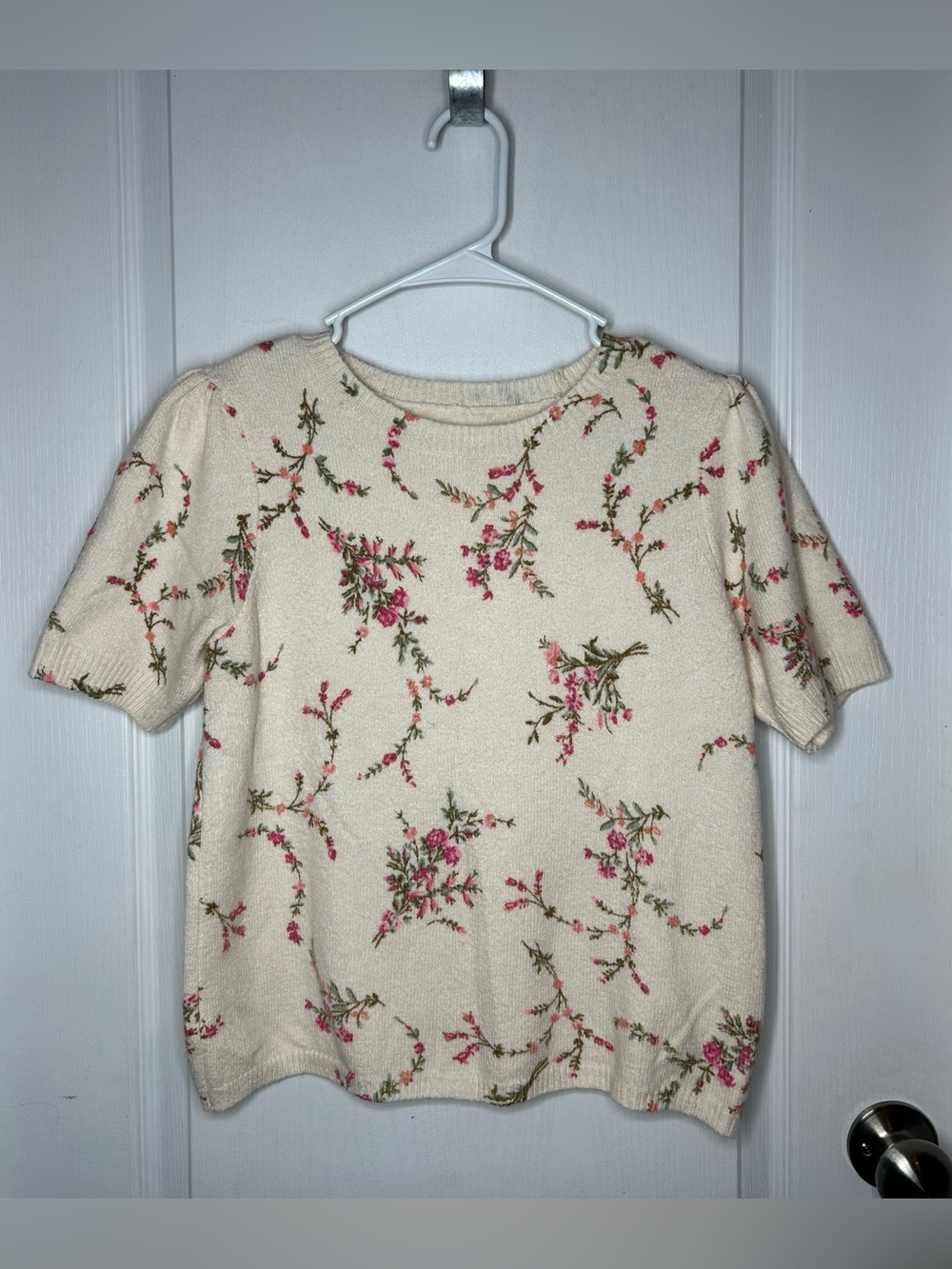 Lauren Conrad LC Short Sleeve Puff Sleeve Floral Sweater Shirt Cottagecore
